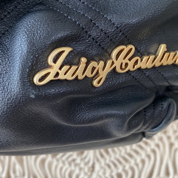 Juicy Couture quilted black shoulder hand bag with wide strap & inner po… - Picture 12 of 13